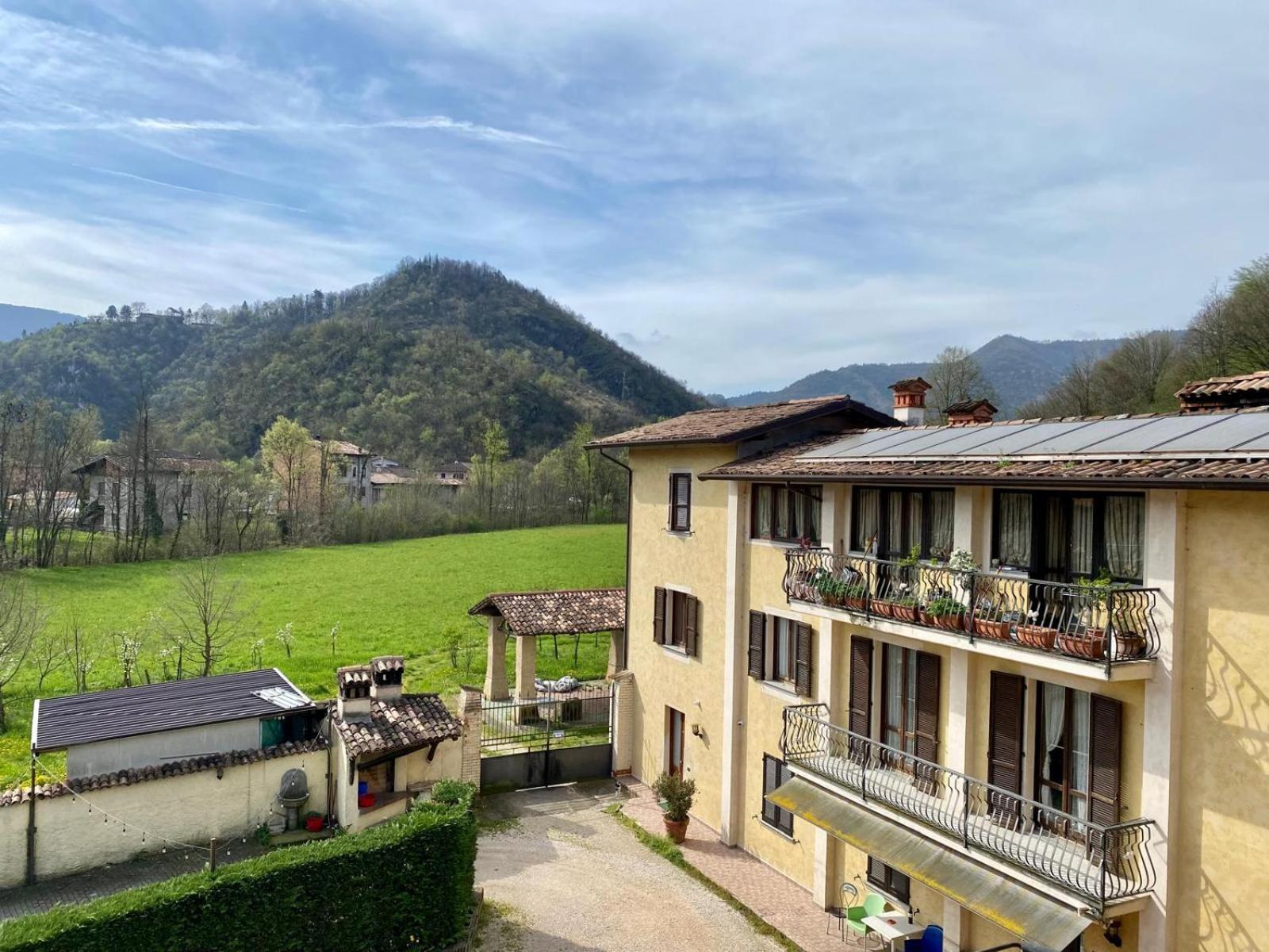 Agriturismo Rocca Dei Marchesi 사비오 치에세 외부 사진